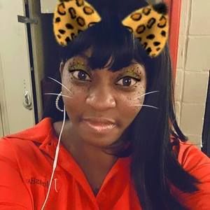 Meet your Posher, Demetria